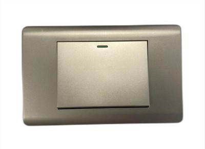 Schalter für Haushaltssteckdosen